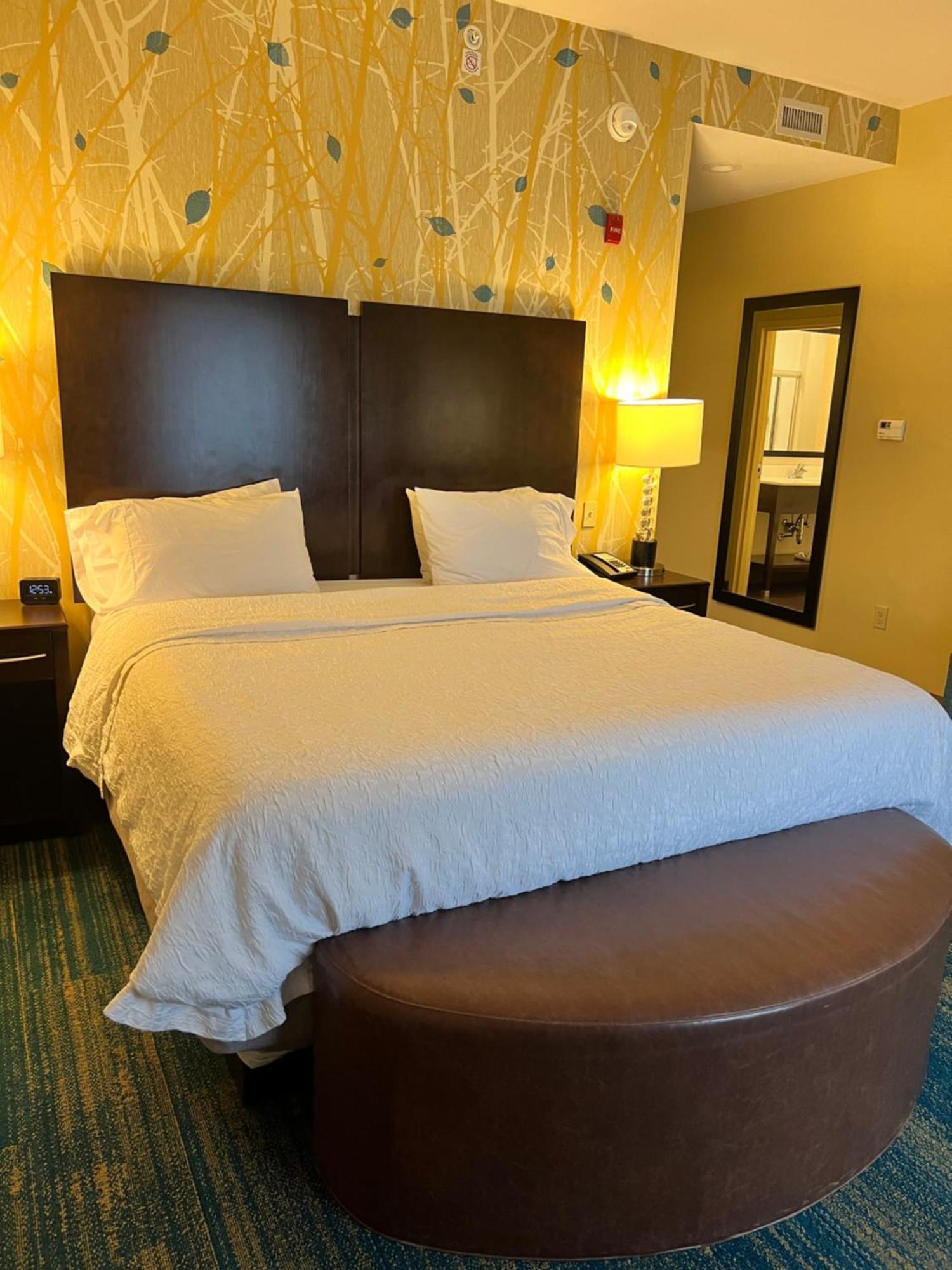 Hampton Inn & Suites Stroudsburg Bartonsville Poconos Exterior photo